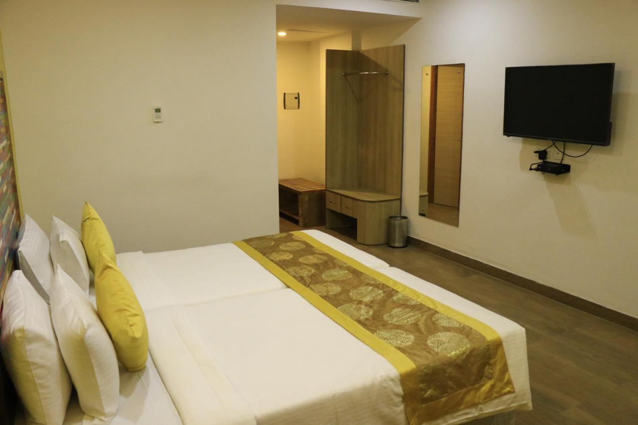 Cosmopolitan Hotels Madurai Exterior photo