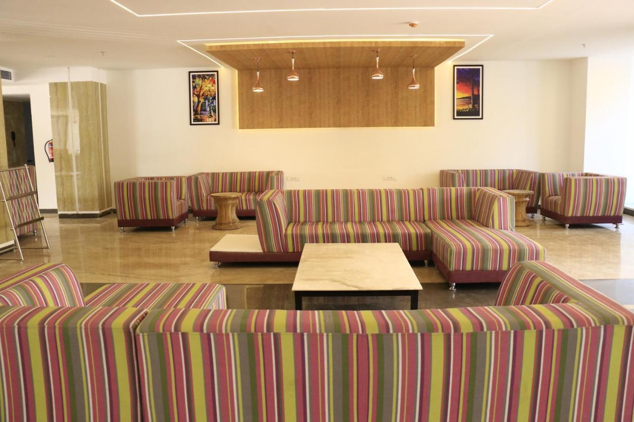 Cosmopolitan Hotels Madurai Exterior photo